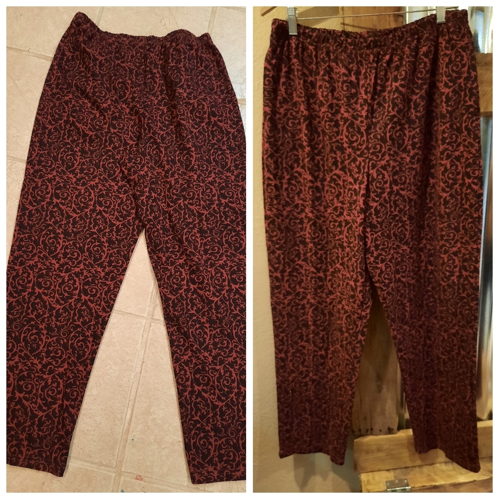 New comfy tapestry pants sz L Blair maroon & black loungewear